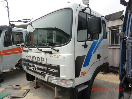    Hyundai Gold HD 270