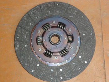 ���� ��������� Hyundai Hd 120, Hyundai Aerotown, Kia Rhin�, Kia Cosmos 10 ������ 350 ��  