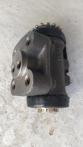������� ��������� ������� Hyundai HD250, HD260, HD270 36.51 (RH) ��� �������� 